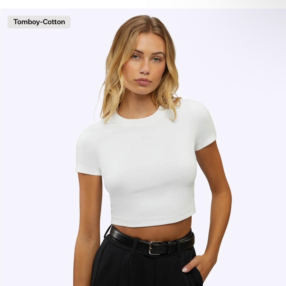 Cuts Clothing White Crop Top